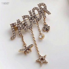 Christian Dior Paved Diamonds JADIOR Motif Bee Star Clover Dams Vintage Gold-finish Metal Crystal Brosh Christian Dior Paved Diamonds JADIOR Motif Bee Star Clover Dams Vintage Gold-finish Metal Crystal Brosh
