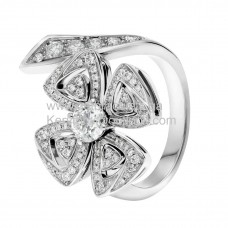 Златен пръстен Bvlgari Fiorever с 1 голям диамант и диаманти Pave