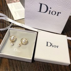 Обеци Dior Christian Dior Tribales Planet от жълто злато с перли