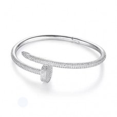 Гривна Cartier Juste Un Clou с диаманти от бяло злато