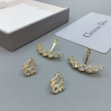 Обеци Dior Mimirose с лого и букви, жълто злато и диаманти