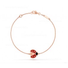 Гривна Van Cleef Arpels Lucky Long с отворени крила, калинка, розово злато, карнеол, оникс
