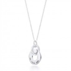 Дамско колие Tiffany 1837 с двоен заключващ се капелен медальон