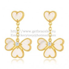 Обеци Van Cleef Arpels Sweet Alhambra Effeuillage от жълто злато с бял седеф