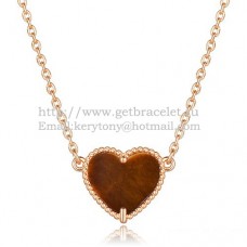 Висулка Van Cleef Arpels Sweet Alhambra Heart от розово злато с тигрово око и седеф