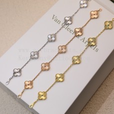 Гривна Van Cleef Arpels Alhambra с 5 мотива, гилош, жълто злато/розово злато/бяло злато