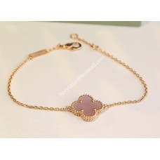 Гривна Van Cleef Arpels Alhambra от розово злато с розов седеф