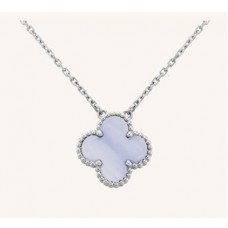 Висулка Van Cleef Arpels Alhambra от бяло злато, халцедон