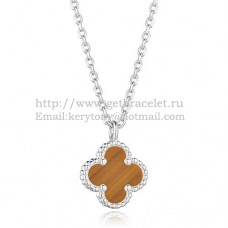 Висулка Van Cleef Arpels Sweet Alhambra от бяло злато с тигрово око, седеф 9 мм